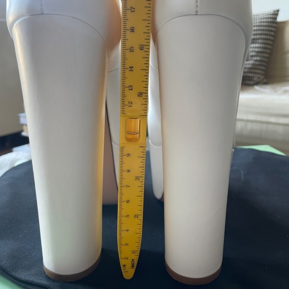 Andrea Wazen White Closed-Toe Platform Maryjane’s - Picture 7 of 9